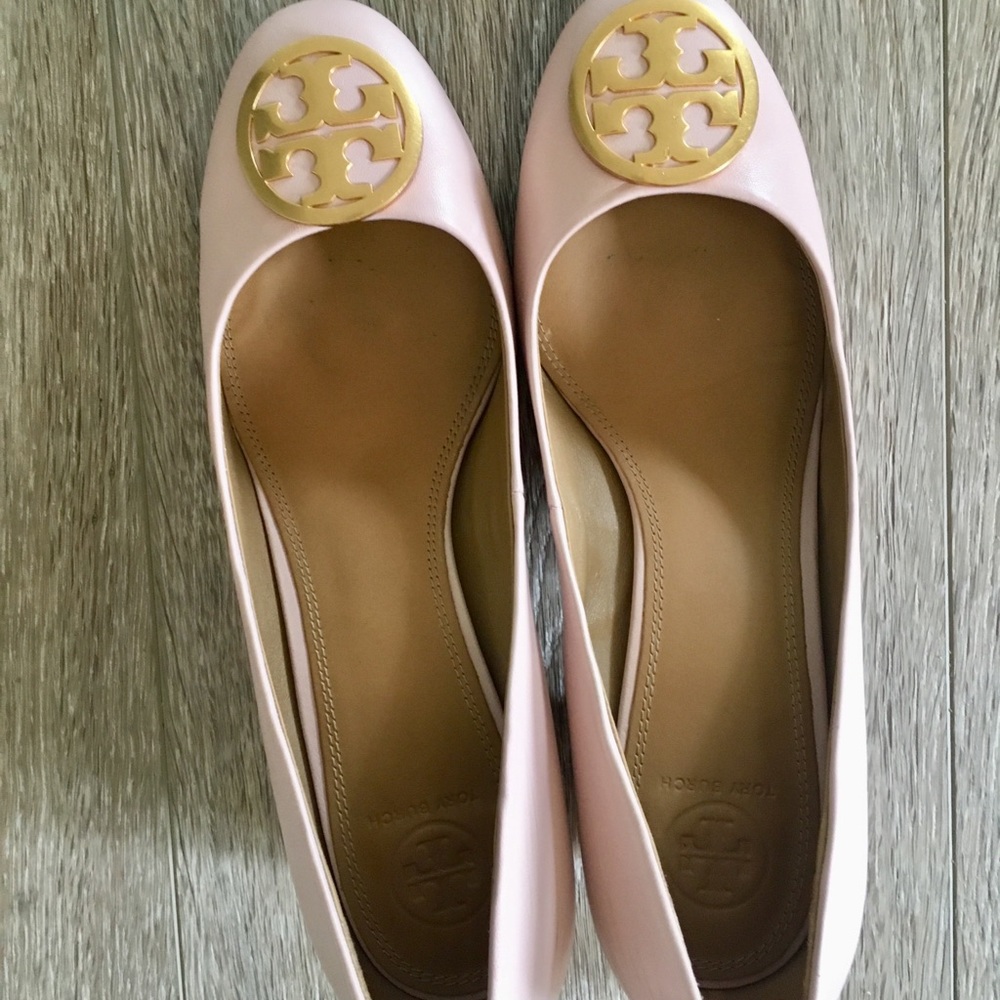 Tory Burch Chelsea Pump